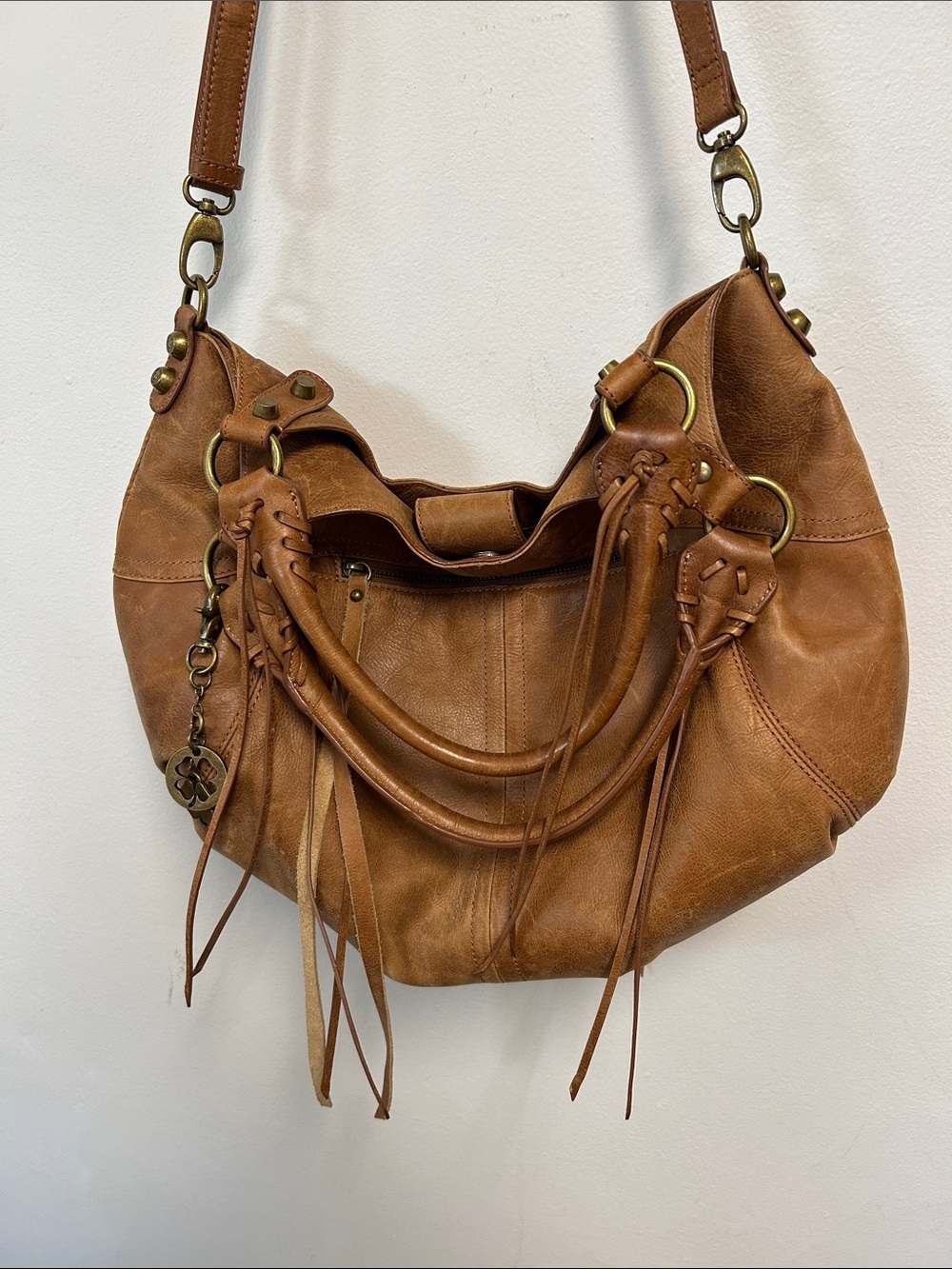 Lucky Brand Y2K Distressed 100% Soft Leather Hobo Fringe Top Handles Crossbody - Picture 4 of 16
